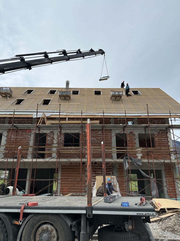 Večstanovanjski_objekt_Bovec(1)_(copy)-min