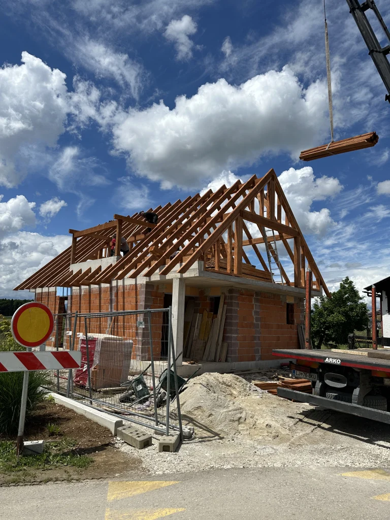 Stanovanjsak hiša Bukovica