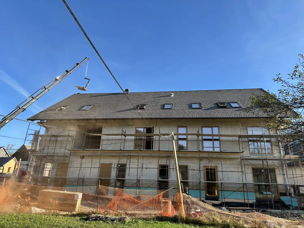 Večstanovanjsa hiša Bohinjska Bistrica (1)