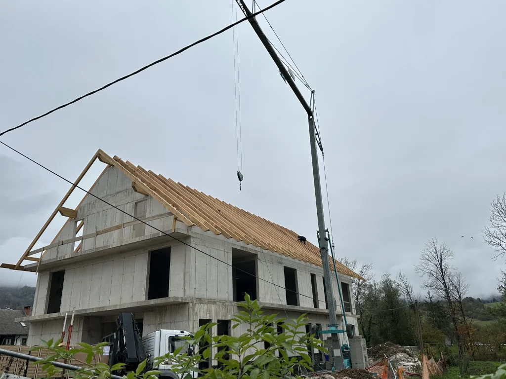 Večstanovanjsa hiša Bohinjska Bistrica (3)